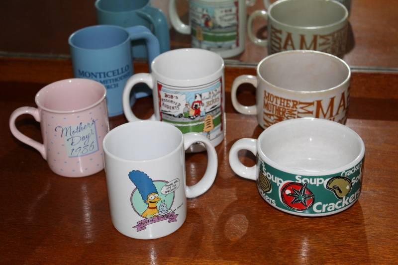 lot 1313 image: 6 Coffee Mugs