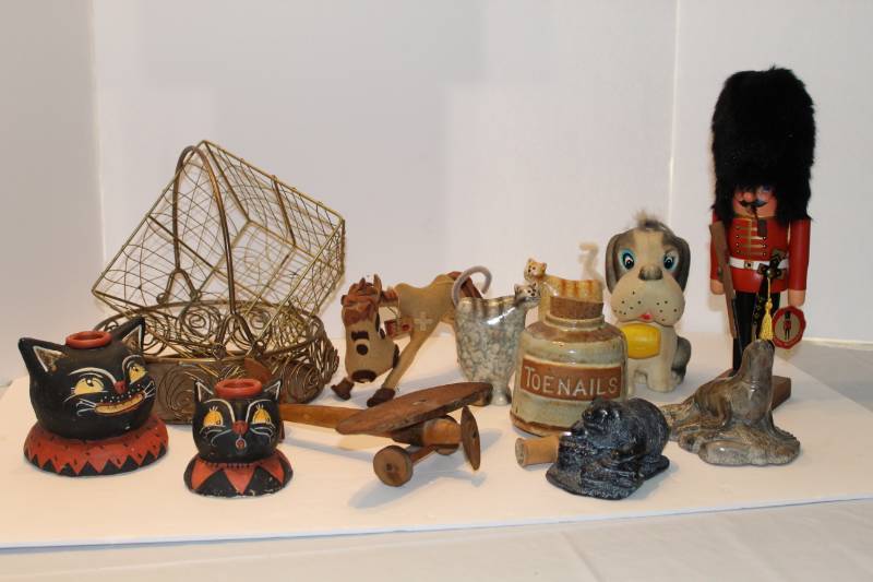 lot 1350 image: Unique and Unusual Finds