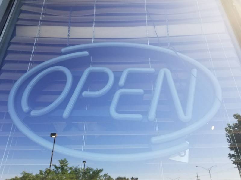 lot 1535 image: Neon Open Sign