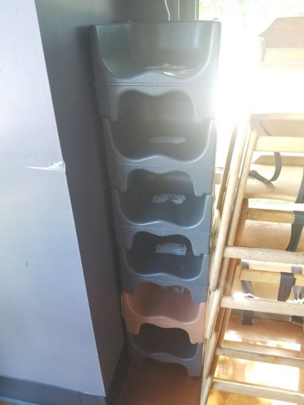 lot 1539 image: 6 Booster Seats