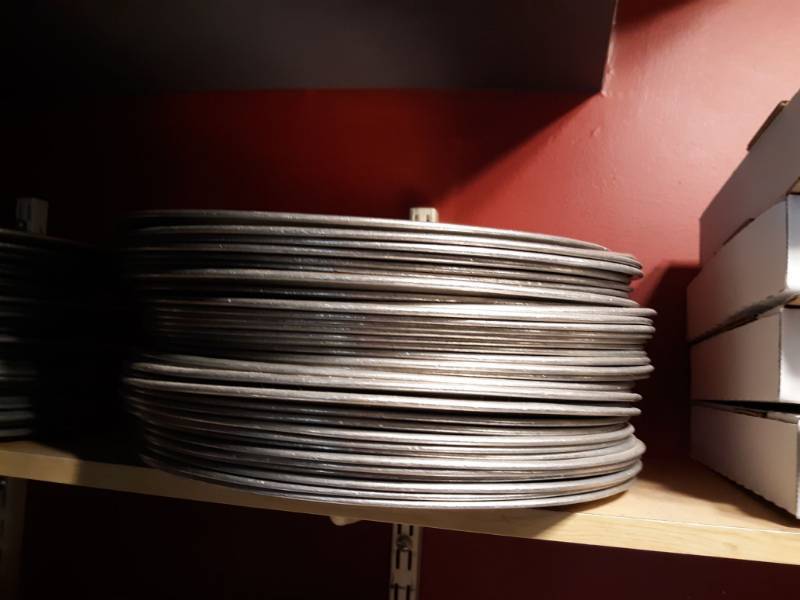 lot 1566 image: 13in Pizza Pans