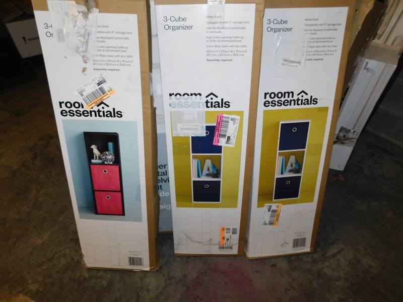 lot 6072 image: Lot of 3 Storage Cube Room Essentioals 3- Cube Organizers