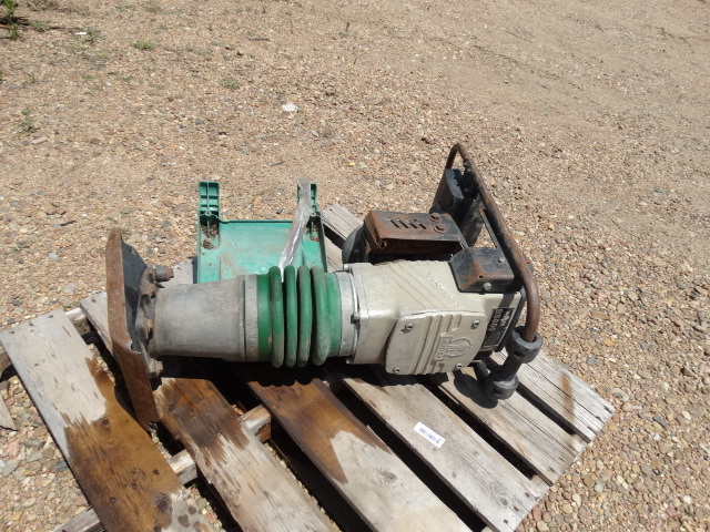 lot 345 image: Wacker BS600 ground pounder.