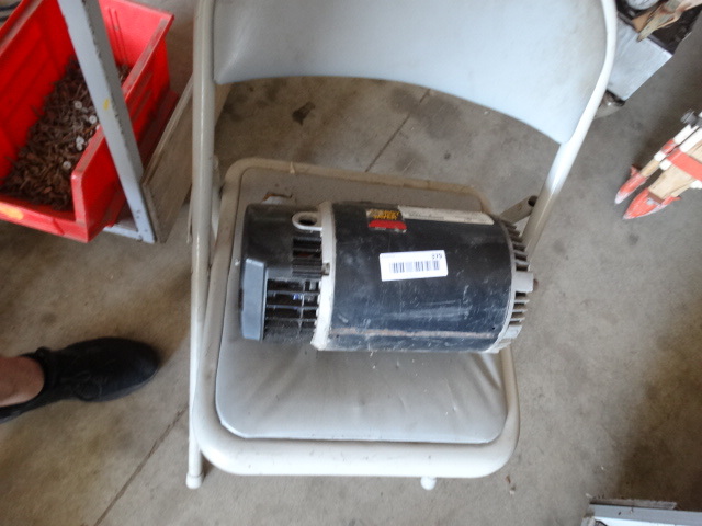 lot 379 image: Marathon electric motor.