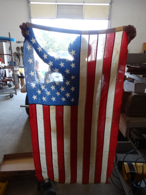 lot 401 image: Lot of 3 old American flags.