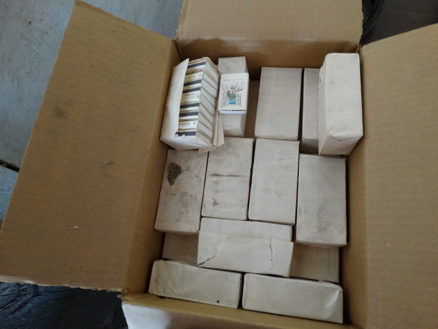 lot 413 image: Several hundred stick matches.