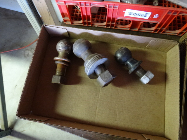 lot 494 image: 3 trailer hitch balls.