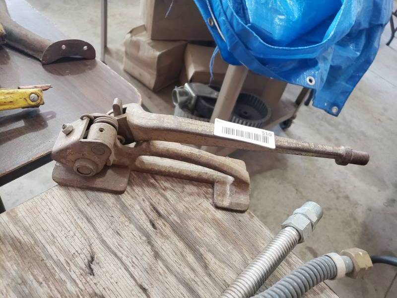 lot 510 image: Strapping tool