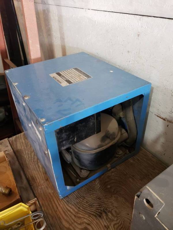 lot 7147 image: Air Dryer