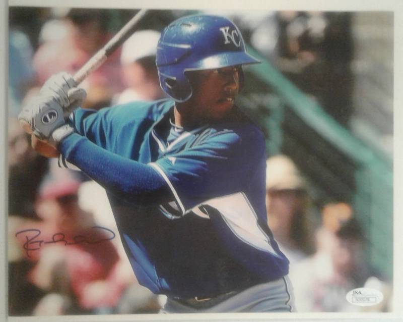 lot 1008 image: Signed Raul Mondesi Kansas City Royals 8x10 Glossy Photograph with James Spence (JSA) Authentication