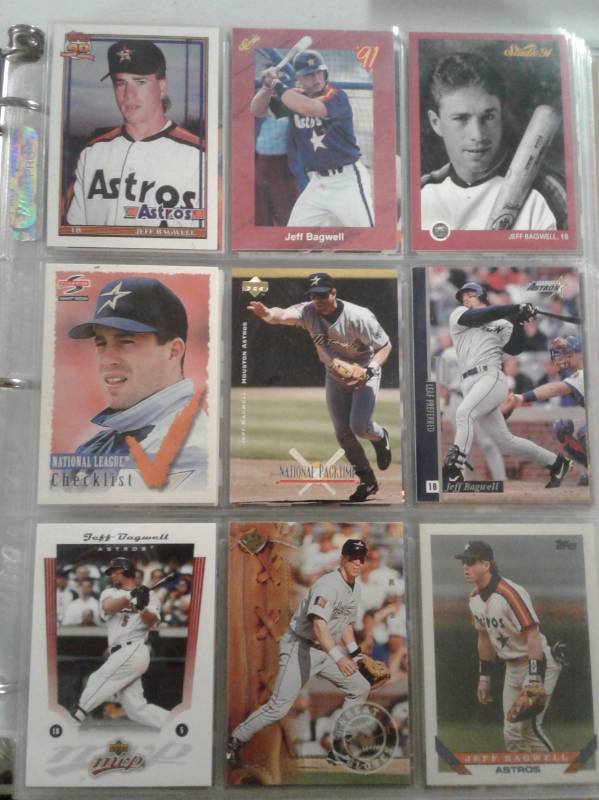 lot 1045 image: Binder Full of Baseball Cards Loaded With Stars, Rookies, Inserts, Inserts, Inserts of Only Stars Players - Bagwell, Clements, McGwire