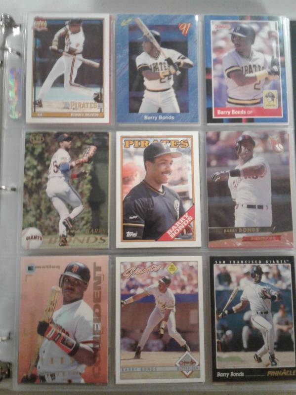 lot 1044 image: Binder Full of Baseball Cards Loaded With Stars and Inserts like Barry Bonds, Juan Gonzalez, & More