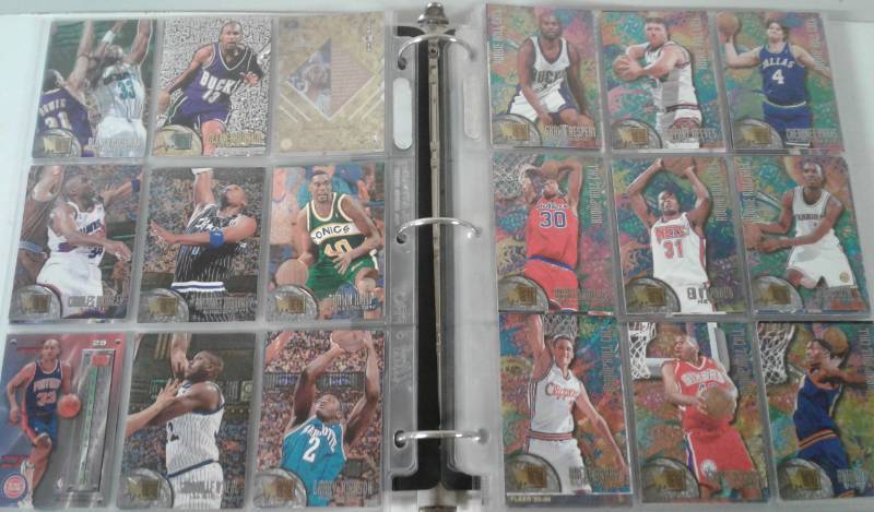 lot 1103 image: Binder Full of Basketball Cards With Michael Jordan, Magic Johnson, Tons of Inserts