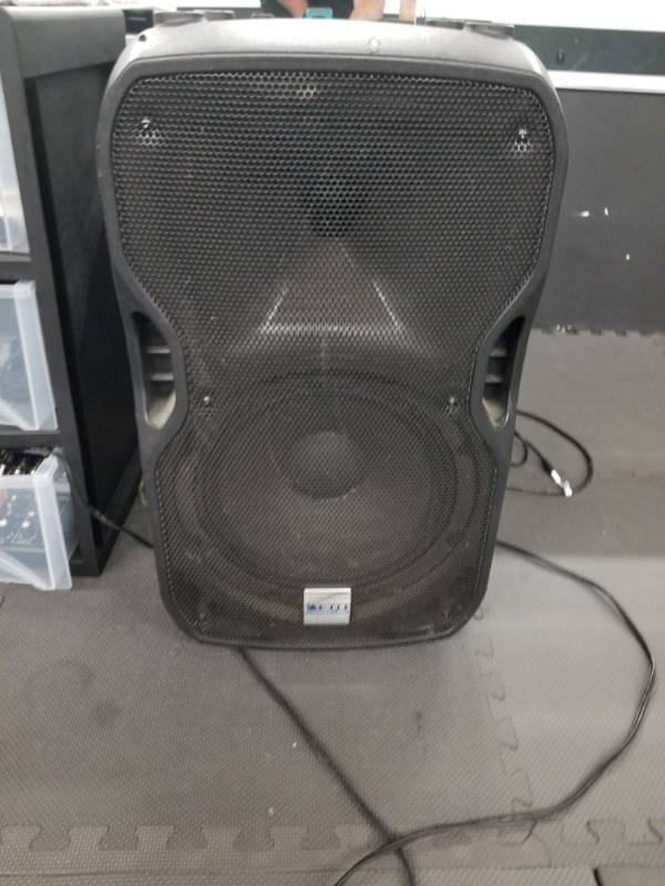 lot 1695 image: LTO Professional Speaker