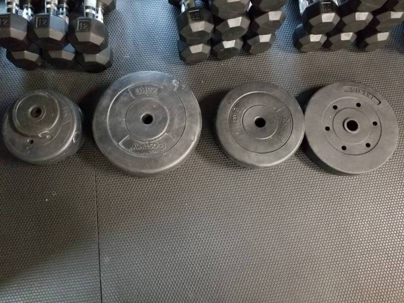 lot 1733 image: Various Barbell Weights