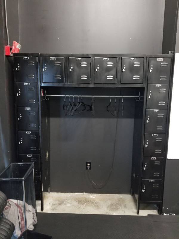 lot 1756 image: 16 Small Lockers With Coat Hanger