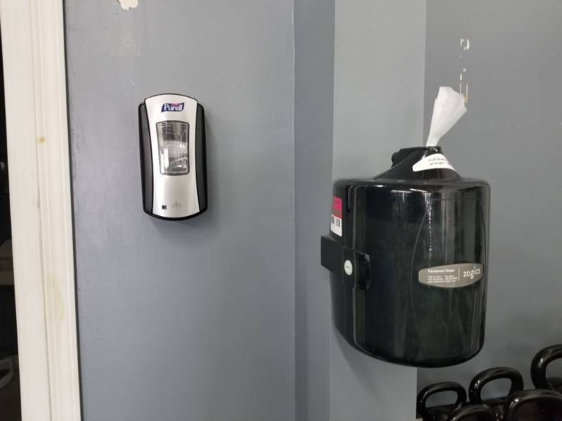 lot 1838 image: Zogics Wipe Dispensor and Purell Hand Sanitizer