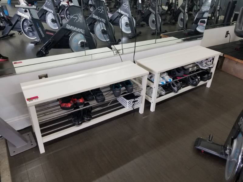 lot 1858 image: 3 Bench Shoe Racks