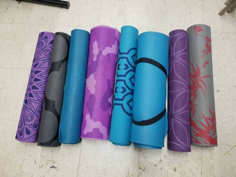 lot 1876 image: 8 Yoga Mats