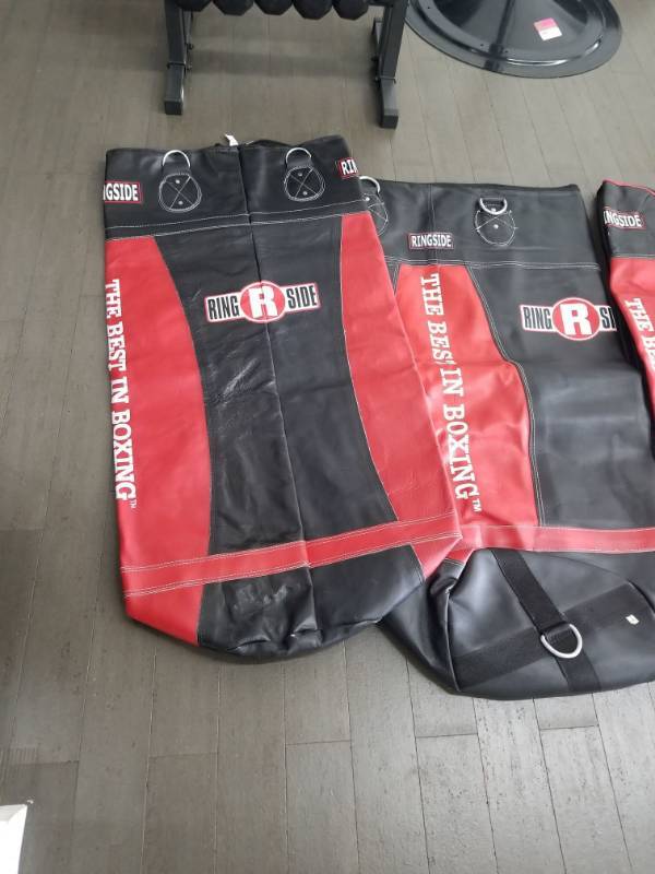 lot 1890 image: 2 Ringside Empty Boxing Bags 3 Ft