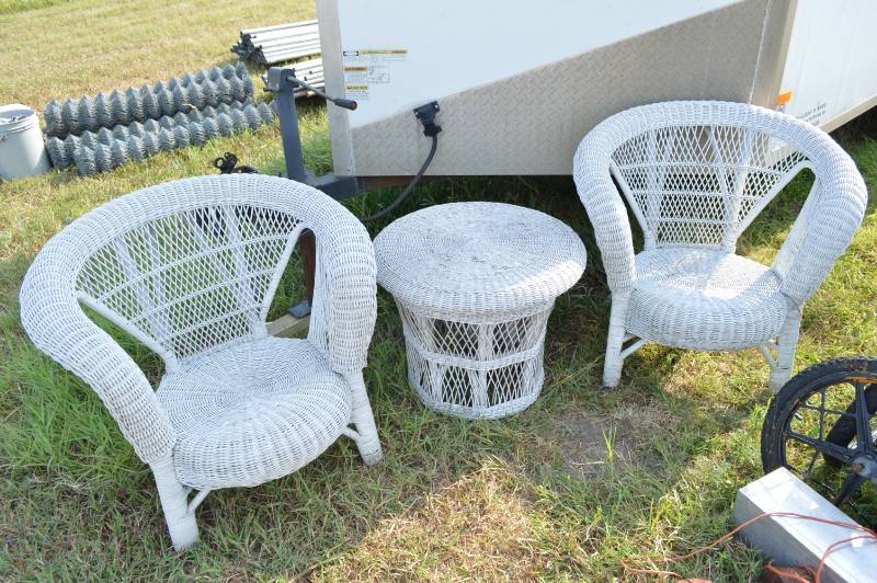 3 piece white wicker patio set