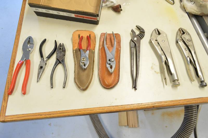lot 6815 image: Pliers and Locking Pliers