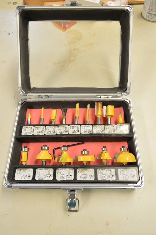 lot 6818 image: Router Bits in Case