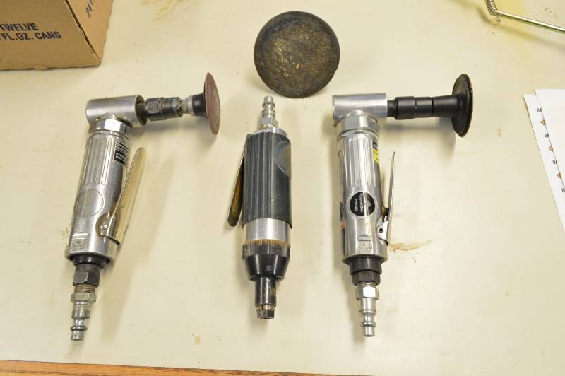 lot 6825 image: 3 Pneumatic Grinders
