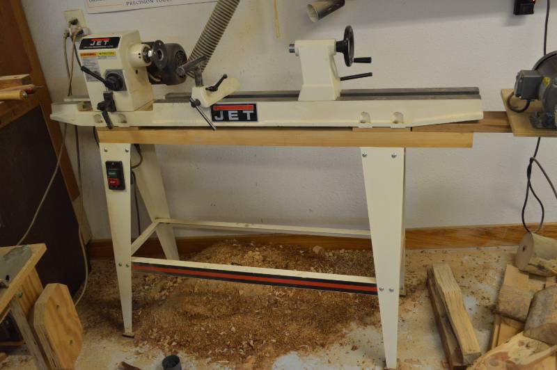 lot 6828 image: Jet JWL-1236 Woodworking Lathe