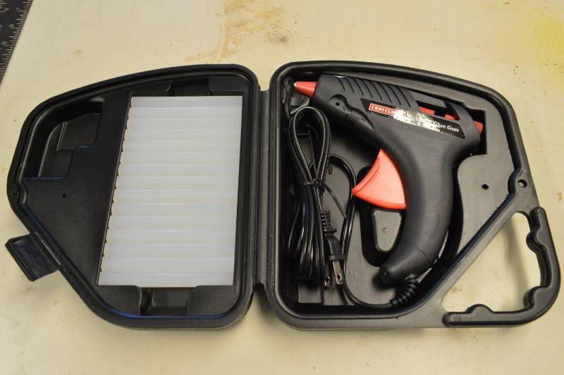 lot 6839 image: Craftsman Hot Melt Glue Gun in Case