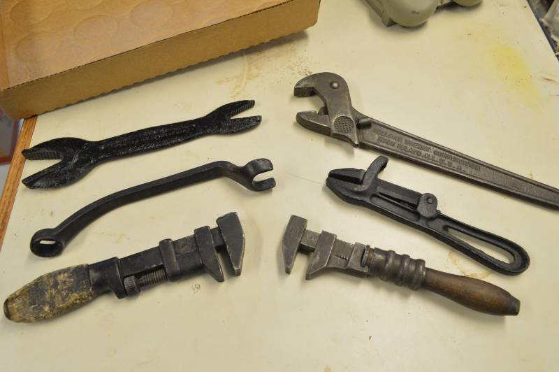 lot 6871 image: Old Wrenches