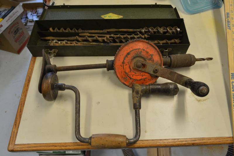 lot 6877 image: Brace, Shoulder Drill and Bits