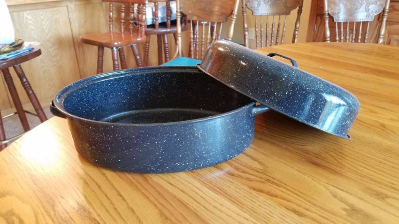 lot 6906 image: Roasting Pan