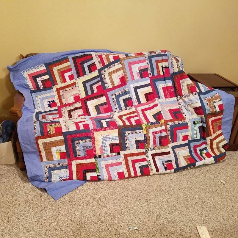 lot 6966 image: Quilt