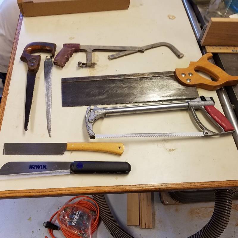 lot 7085 image: assorted saws