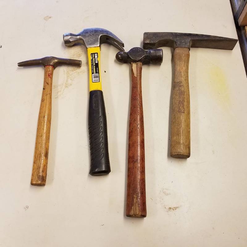 lot 7086 image: assorted hammers