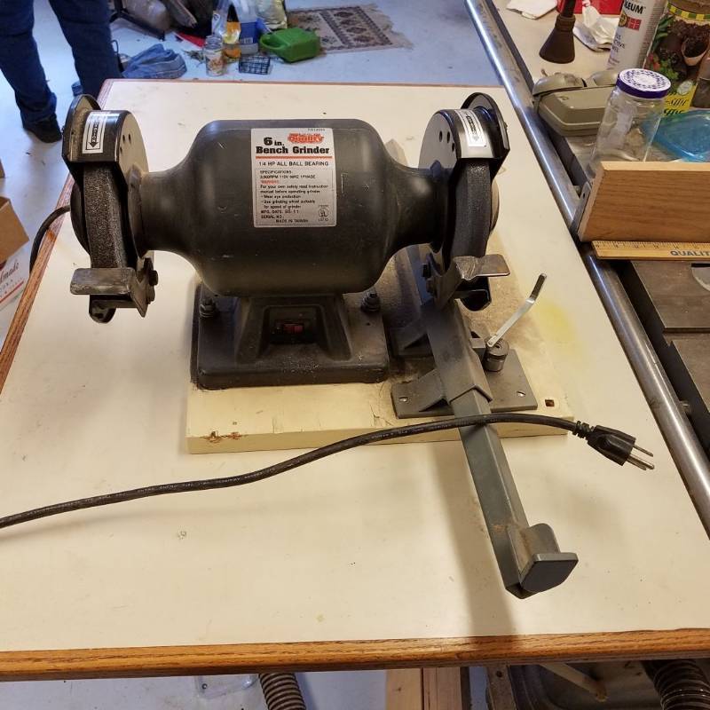 lot 7087 image: 6 inch bench grinder 14 HP all ball bearing