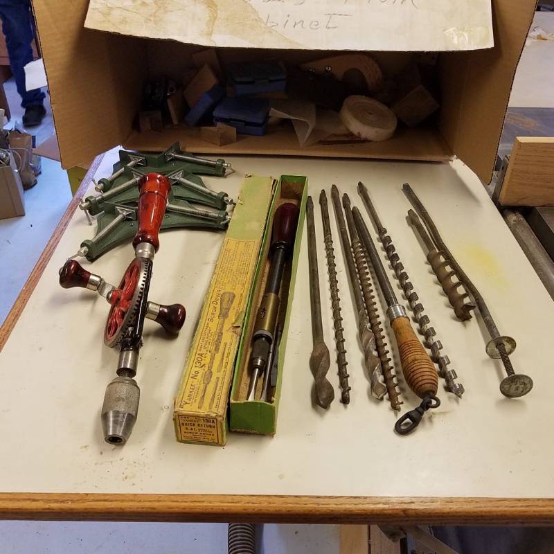 lot 7105 image: Yankee number 130 screwdriver, hand drill, bits, Corner clamps