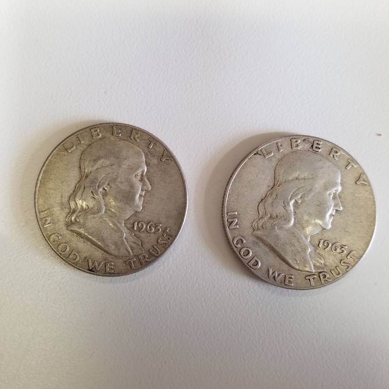 lot 7168 image: 2 - 1963 d Franklin half dollars