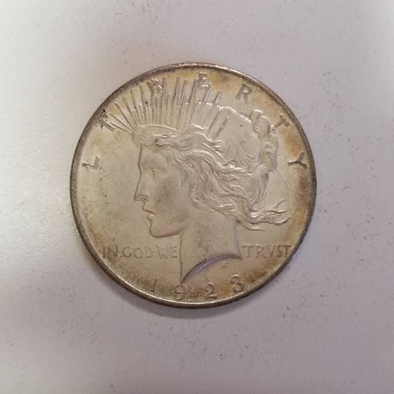 lot 7200 image: 1923 D Silver peace dollar