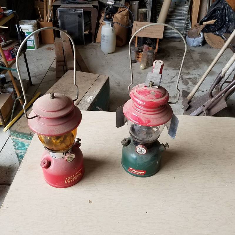 lot 7242 image: 2 Coleman lanterns- model 200A