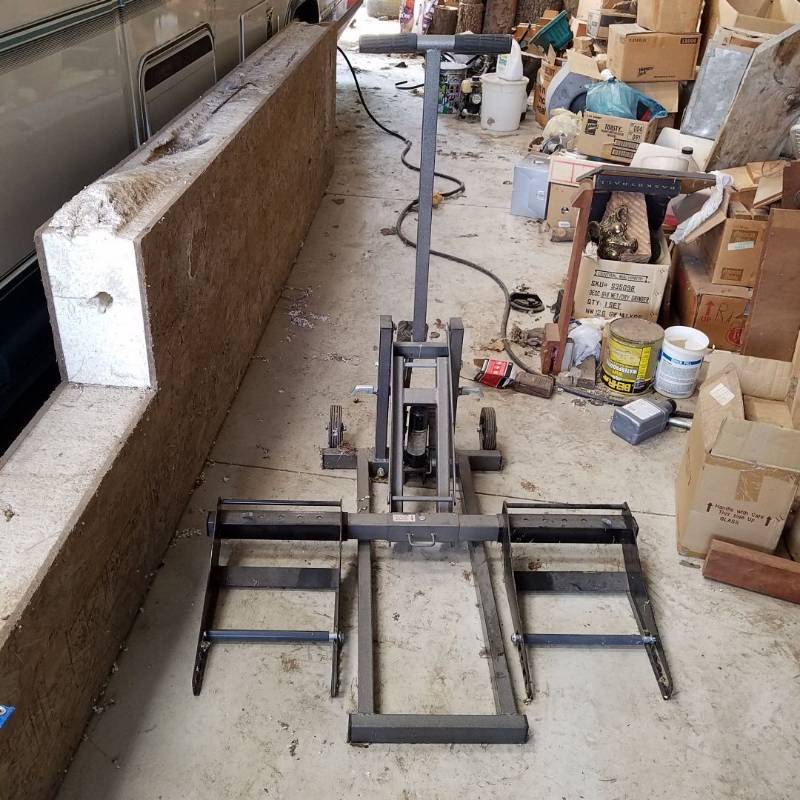 lot 7300 image: mower  ATV Jack