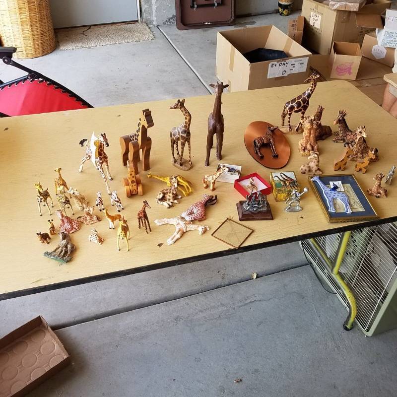 lot 7307 image: large assortment of giraffes