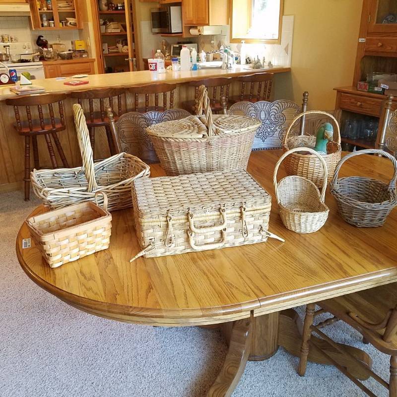 lot 7340 image: 7 baskets