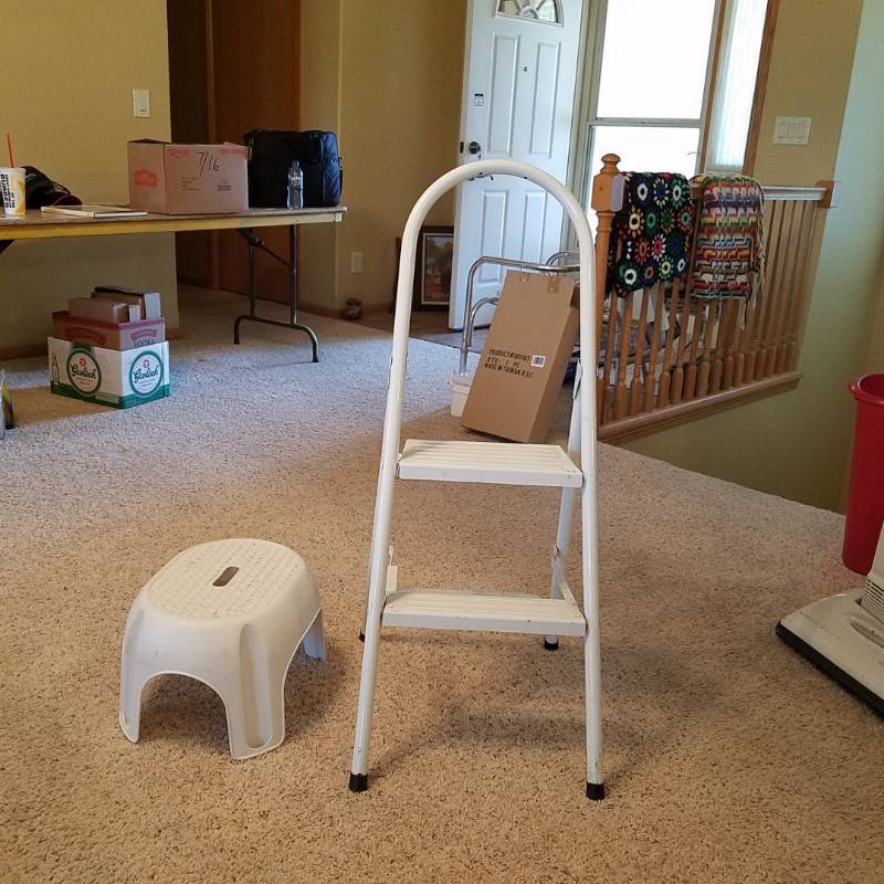lot 7341 image: 2 step stools