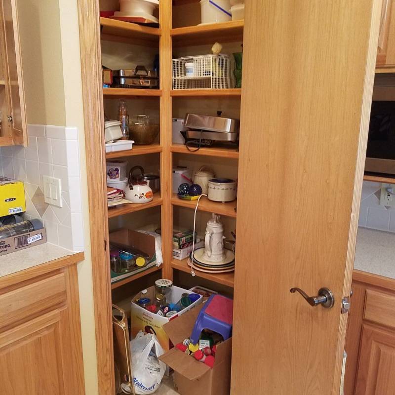 lot 7348 image: All in pantry and kitchen cabinets and drawers