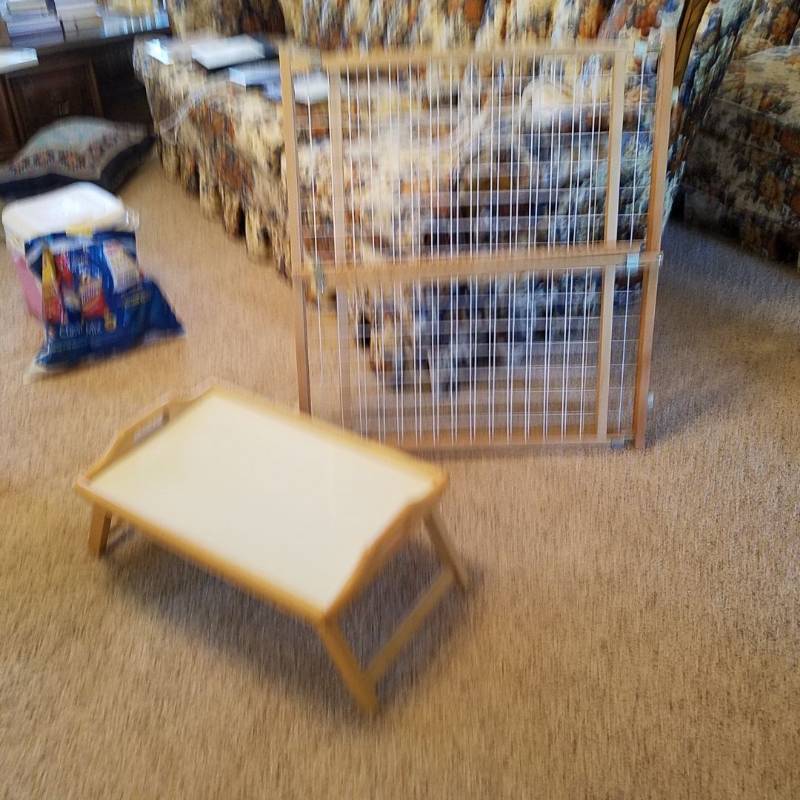 lot 7371 image: baby gate and lap desk