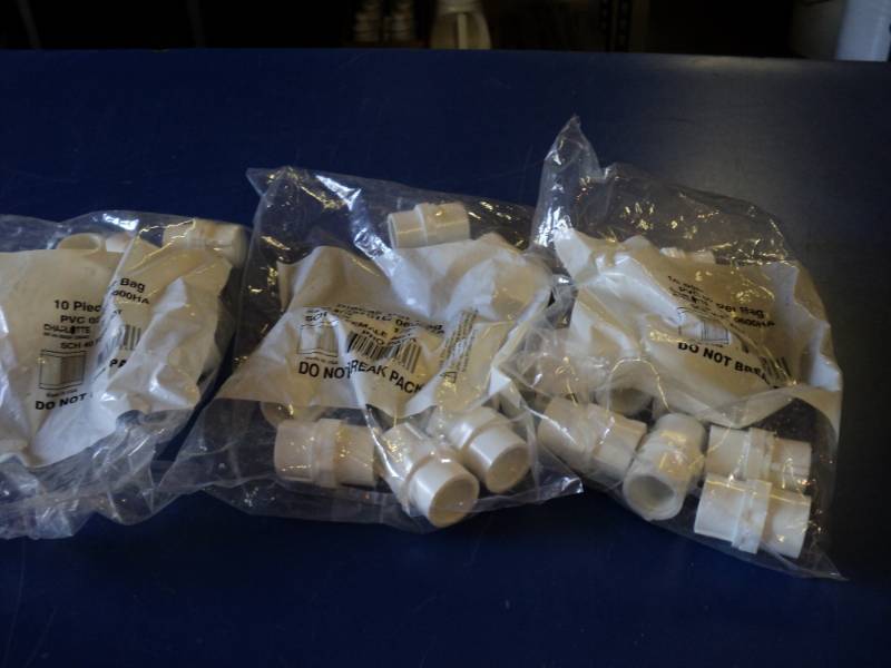 lot 9072 image: (3) bags Charlotte PVC 02101C 12 SCH 40 Female ADT fittings, (10) per bag
