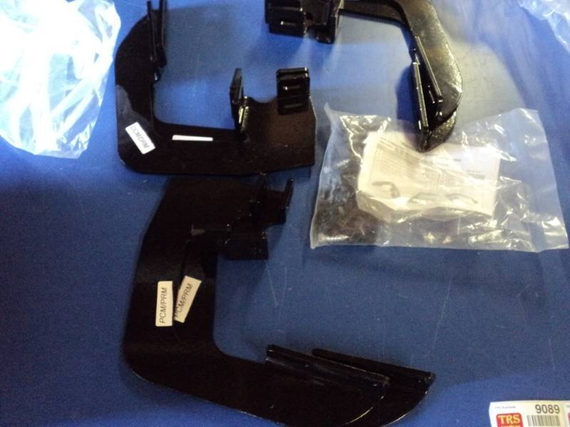 lot 9082 image: Running Board Brackets for 1997-2017 Ford Expedition Excel, EL Model 2007-2017 For Expedition EL- brackets only- running boards not included