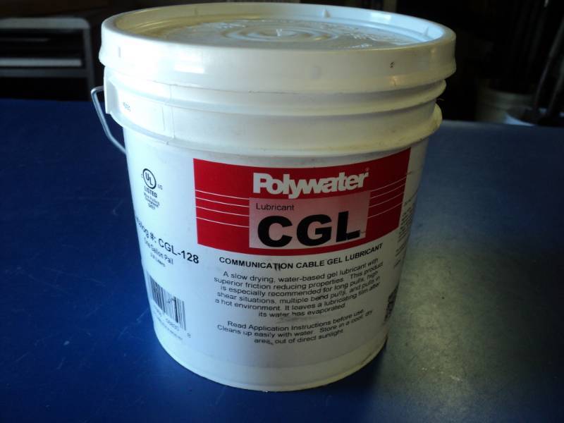lot 9085 image: (1) gallon polywater Lubricant CGL Communication Cable gel Lubricant, CGL-128